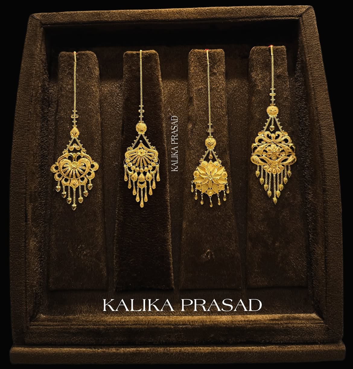 22 carat gold maang tikka collection from Jeweller Kalika Prasad